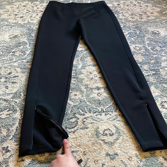 Black zippered hem trouser leggings. Toteme vibes by H&M - Picture 3 of 14